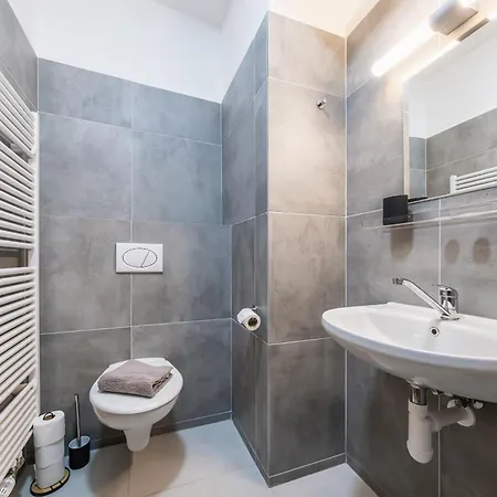 Mnich Nová Bystřice